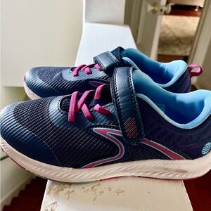 Sketchers sneakers, size 5m, navy blue & hot pink/velcro